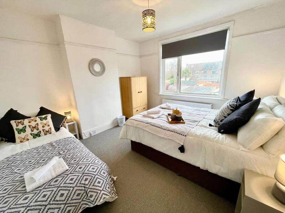 Portsmouth 3 Bedroom Getaway, Sleeps 6 Exterior photo